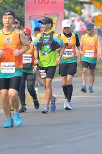 BIB: 45232, 40084, 42910
                            <button type="button" onclick="openModal(9914405)" class="btn btn-primary btn-sm float-right btn-popup" data-toggle="modal" data-target=".modal-high-quality">
                        <i class="fas fa-shopping-cart"></i> Add to Cart
                    </button>
                                            <button type="button" onclick="isThisMe(9914405, true)" class="btn btn-success btn-sm float-right btn-popup btn-isme hidden" data-toggle="tooltip" data-placement="bottom" title="นี่คือรูปของคุณใช่ไหม คลิกที่นี่เพื่อเอาเข้าอัลบั้ม">
                        <i class="fas fa-plus"></i> Add to album
                    </button>
                    <button type="button" onclick="isThisMe(9914405, false)" class="btn btn-warning btn-sm float-right btn-popup btn-isnotme hidden">
                        <i class="fas fa-ban"></i> Remove from album
                    </button>